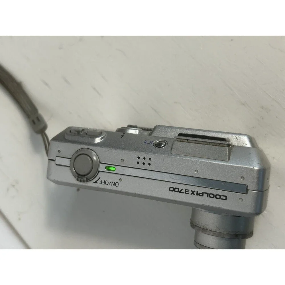 Nikon COOLPIX E3700 3x Zoom Compact Digital Camera Silver w/Battery No SD Card